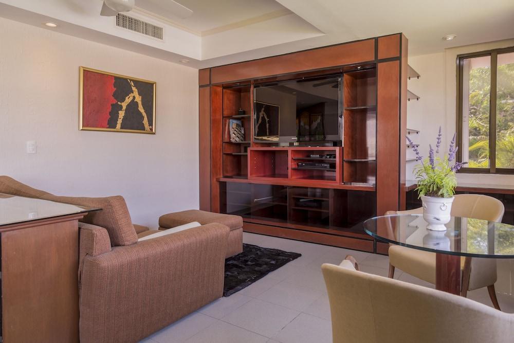 Elegant Lagoon Front Villa By Casa Paraiso Cancun Dış mekan fotoğraf
