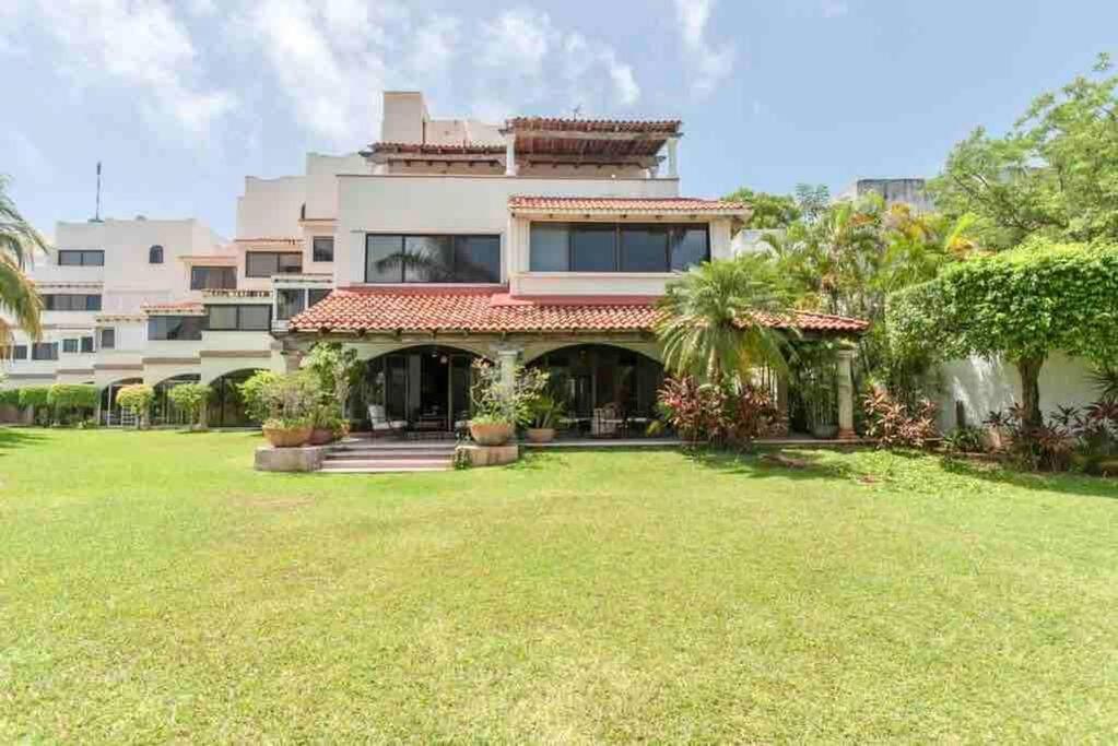 Elegant Lagoon Front Villa By Casa Paraiso Cancun Dış mekan fotoğraf